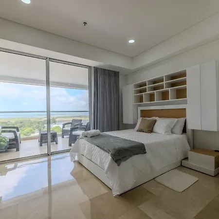Apartamento Lujoso En A Pocos Pasos Del Aeropuerto