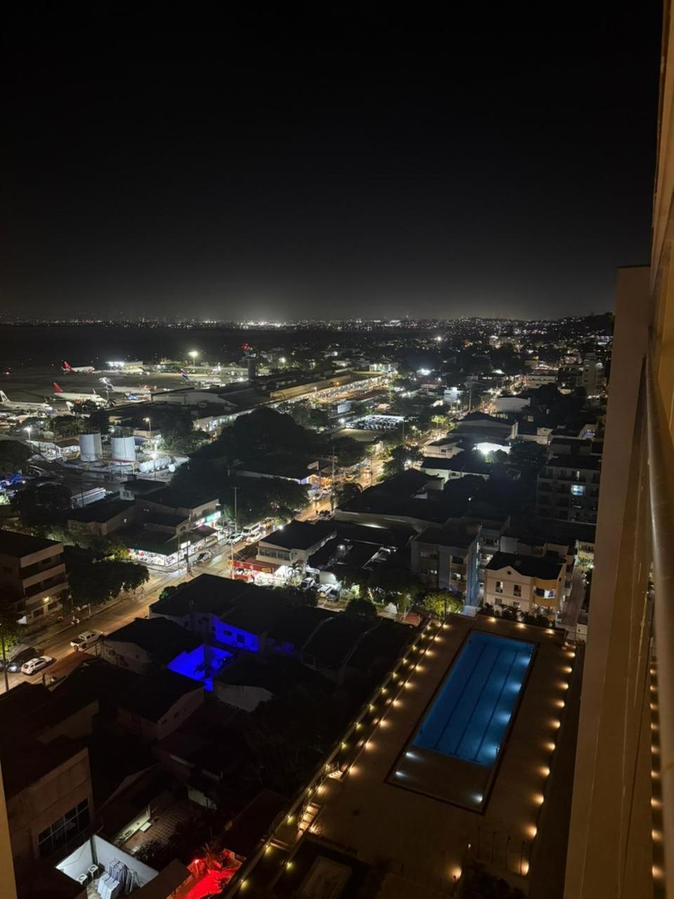 Lujoso En A Pocos Pasos Del Aeropuerto Apartamento Cartagena