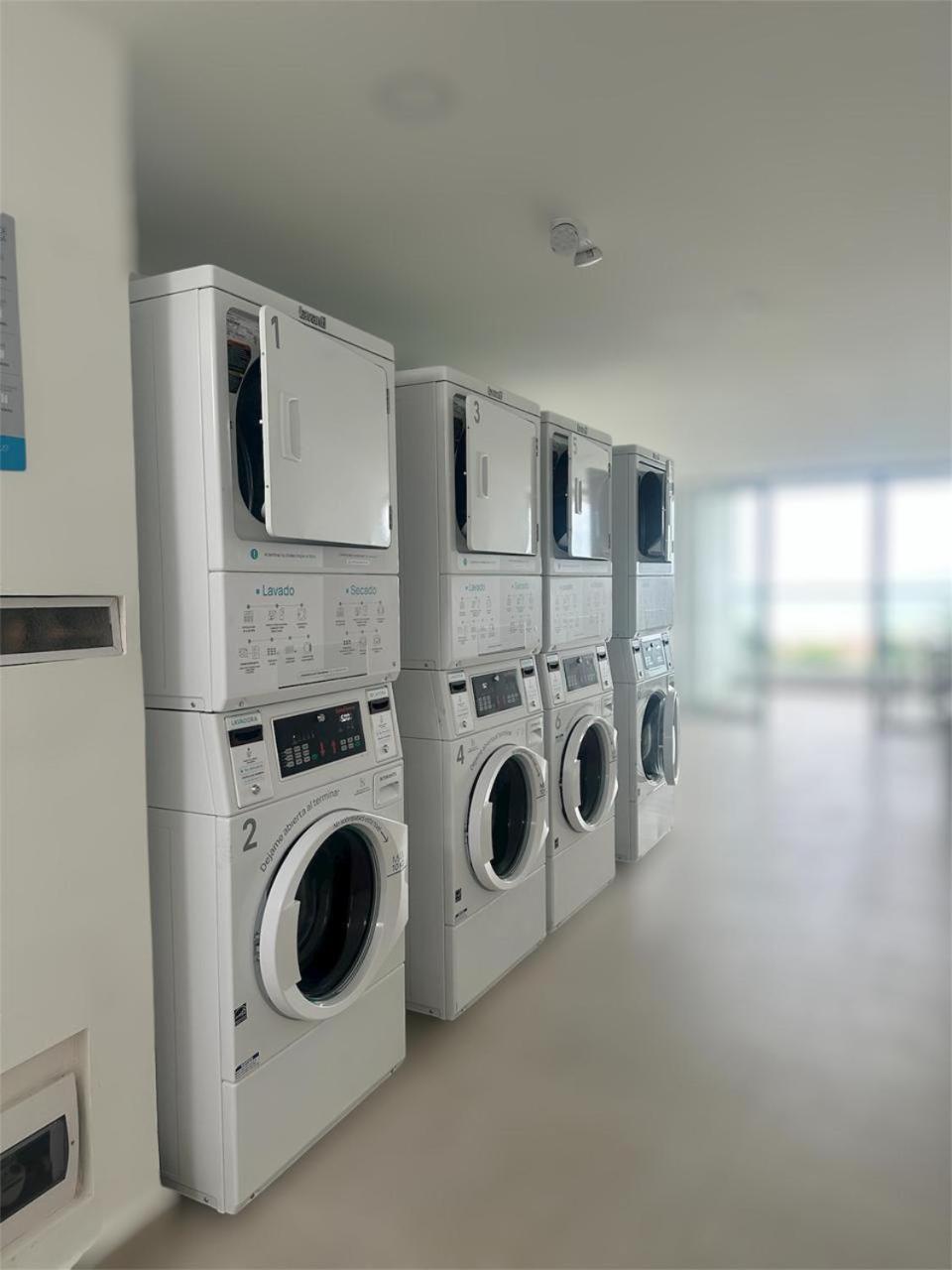 Apartamento Lujoso En A Pocos Pasos Del Aeropuerto