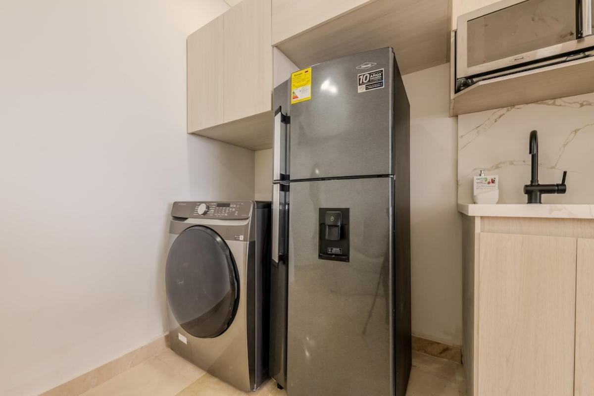 Apartamento Lujoso En A Pocos Pasos Del Aeropuerto Cartagena